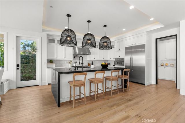 515 Tustin Ave, Newport Beach, CA 92663