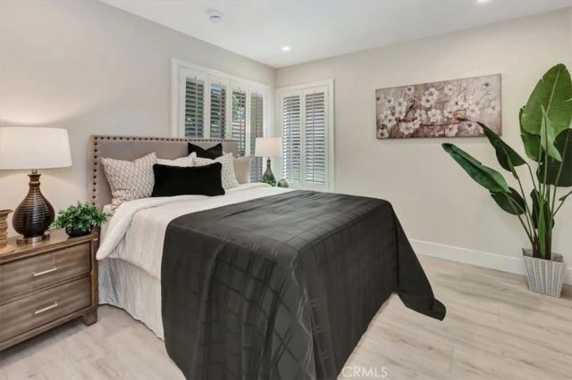 54 E Chardonnay, Irvine, CA 92614