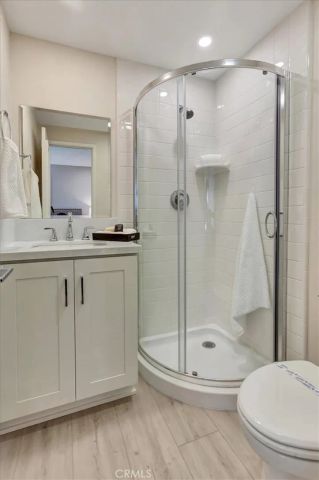 54 E Chardonnay, Irvine, CA 92614