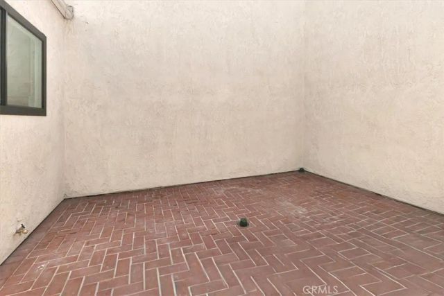 54 E Chardonnay, Irvine, CA 92614