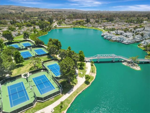 54 E Chardonnay, Irvine, CA 92614