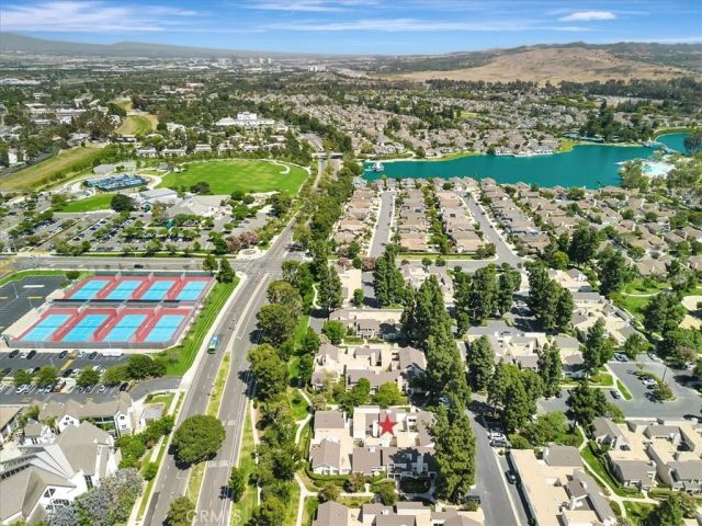 54 E Chardonnay, Irvine, CA 92614