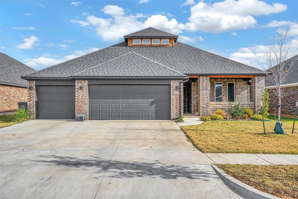 804 Scully Road, Yukon, OK 73099