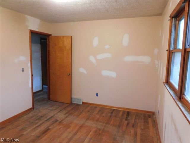 1790 Dadeyville Road, Austinburg, OH 44010