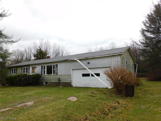 1790 Dadeyville Road, Austinburg, OH 44010