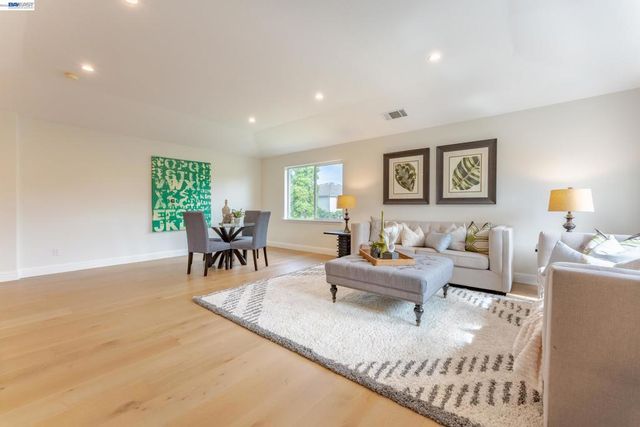 4778 Westwood Ct, Dublin, CA 94568