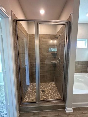 22525 E Shorewood Loop Loop E, Huffman, TX 77336