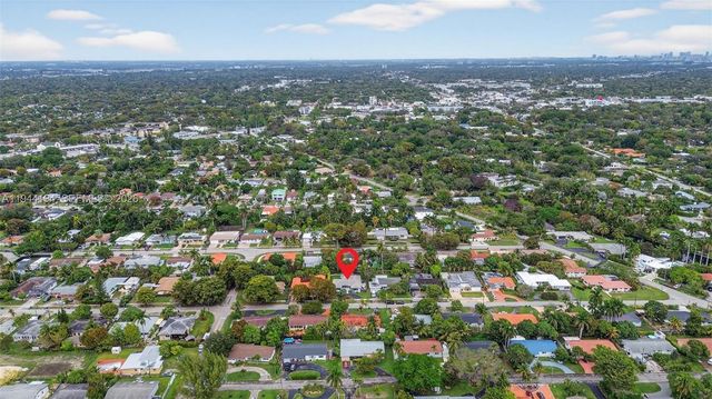 425 NE 114th St, Miami, FL 33161