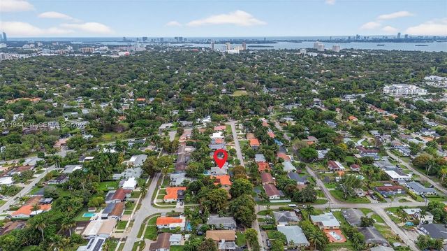 425 NE 114th St, Miami, FL 33161
