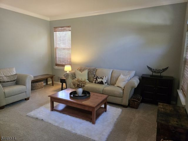 208 Yvonne Way, Greenwich Twp., NJ 08886
