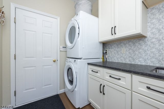 208 Yvonne Way, Greenwich Twp., NJ 08886