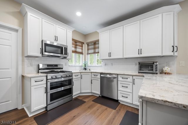 208 Yvonne Way, Greenwich Twp., NJ 08886