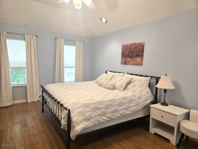 208 Yvonne Way, Greenwich Twp., NJ 08886