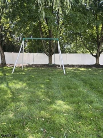 208 Yvonne Way, Greenwich Twp., NJ 08886