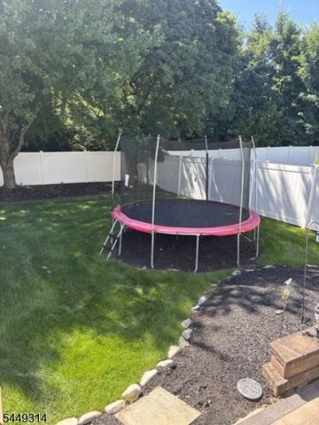 208 Yvonne Way, Greenwich Twp., NJ 08886