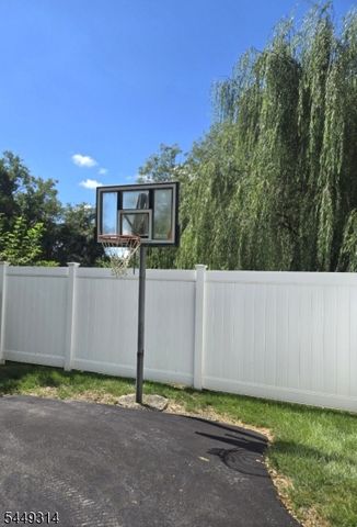 208 Yvonne Way, Greenwich Twp., NJ 08886