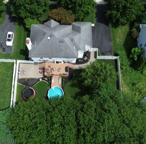 208 Yvonne Way, Greenwich Twp., NJ 08886