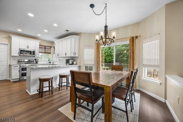 208 Yvonne Way, Greenwich Twp., NJ 08886