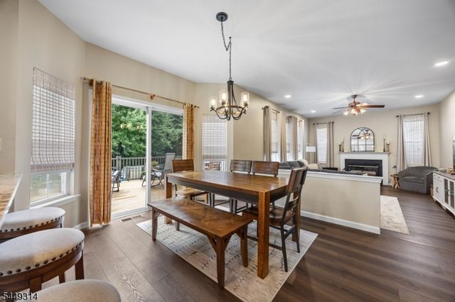 208 Yvonne Way, Greenwich Twp., NJ 08886