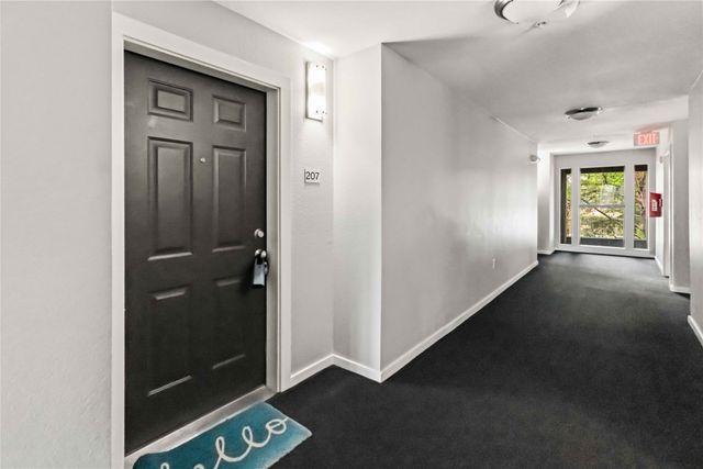5111 Manett Street 207, Dallas, TX 75206