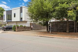 5111 Manett Street 207, Dallas, TX 75206