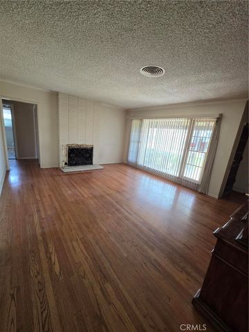 520 Country Club Lane, San Bernardino, CA 92404