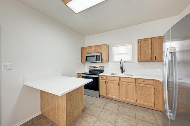 407 Bent Wood DR, Leander, TX 78641