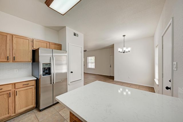 407 Bent Wood DR, Leander, TX 78641