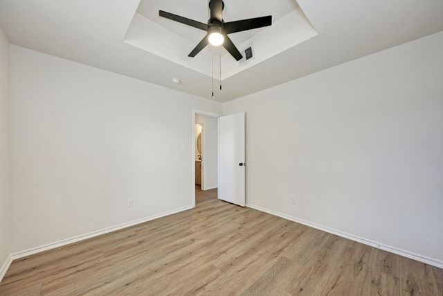 407 Bent Wood DR, Leander, TX 78641