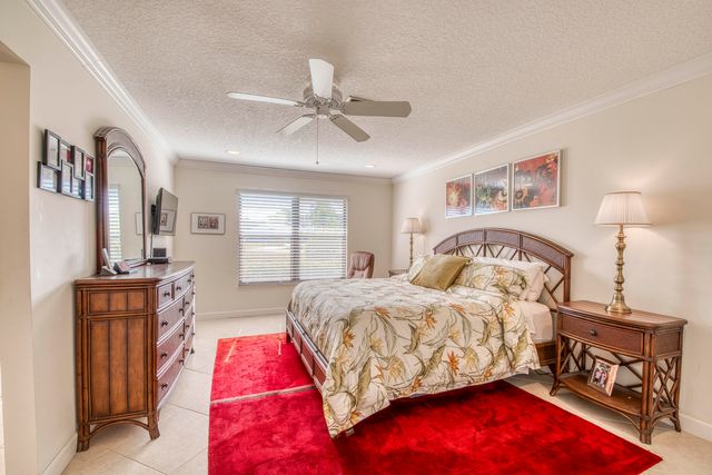 6242 Brandon Street, Palm Beach Gardens, FL 33418