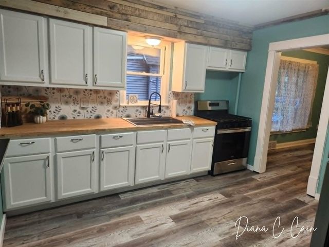 2818 Riordan Street, Muskegon Heights, MI 49444