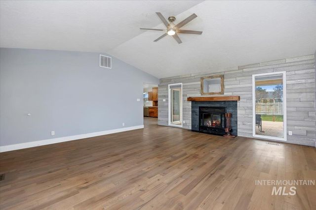 738 Aspenwood Lane, Twin Falls, ID 83301