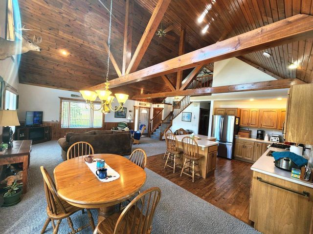 N6526 State Road 22, Pardeeville, WI 53954