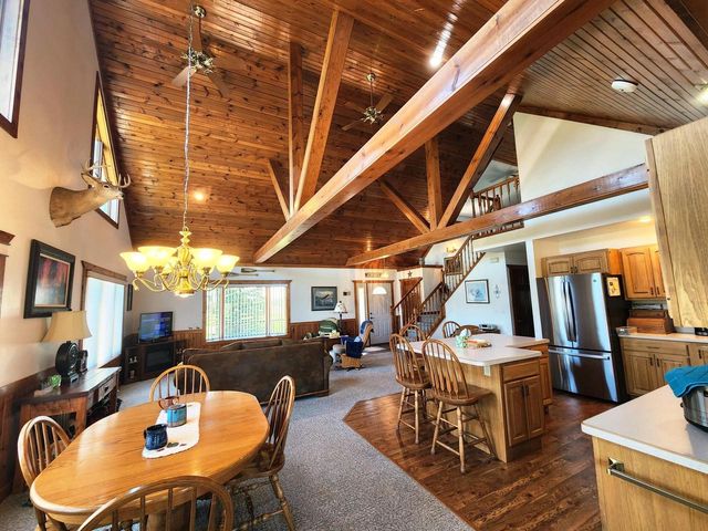 N6526 State Road 22, Pardeeville, WI 53954