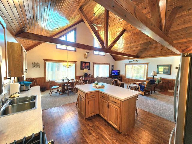 N6526 State Road 22, Pardeeville, WI 53954