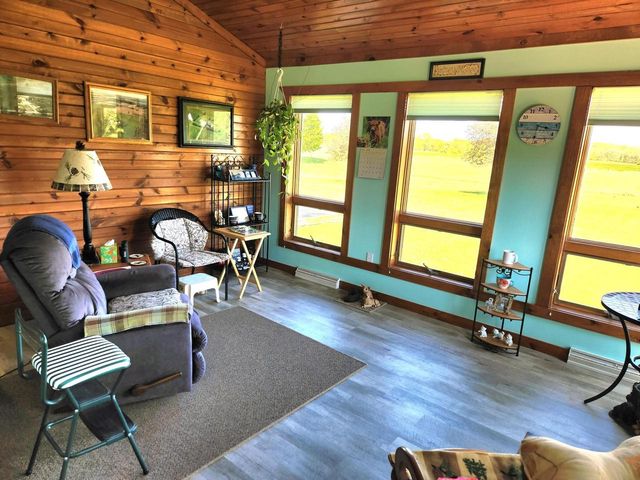N6526 State Road 22, Pardeeville, WI 53954