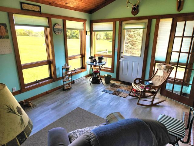 N6526 State Road 22, Pardeeville, WI 53954