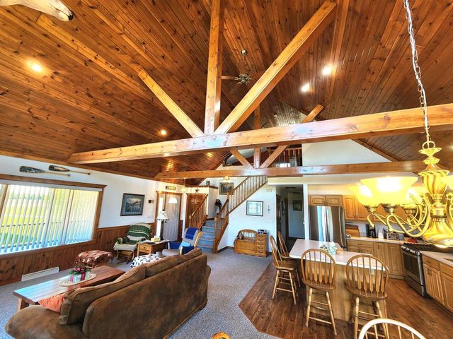 N6526 State Road 22, Pardeeville, WI 53954