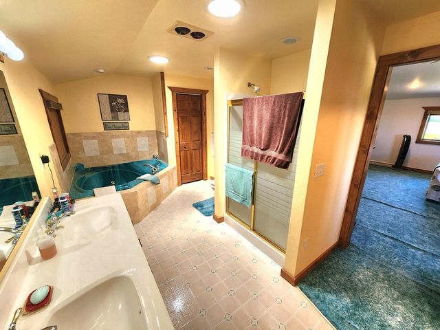N6526 State Road 22, Pardeeville, WI 53954