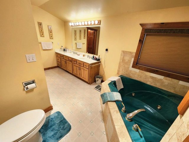 N6526 State Road 22, Pardeeville, WI 53954