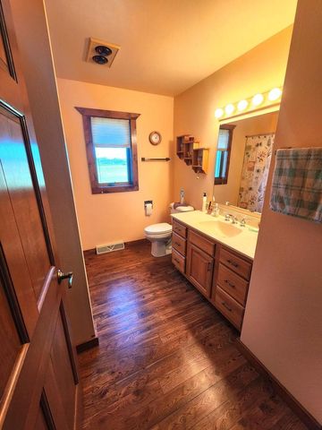 N6526 State Road 22, Pardeeville, WI 53954