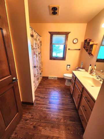 N6526 State Road 22, Pardeeville, WI 53954