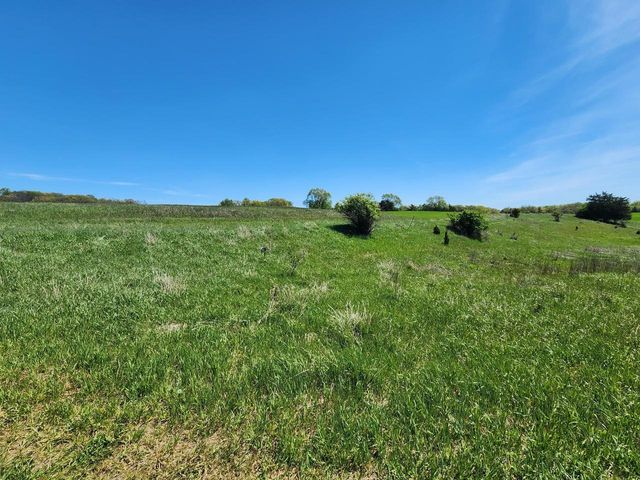 N6526 State Road 22, Pardeeville, WI 53954