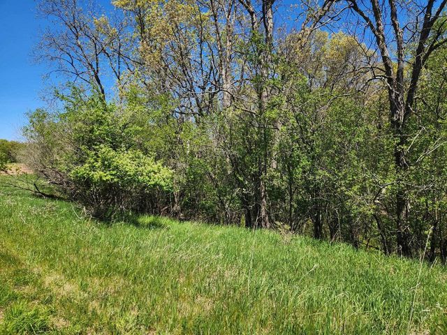 N6526 State Road 22, Pardeeville, WI 53954