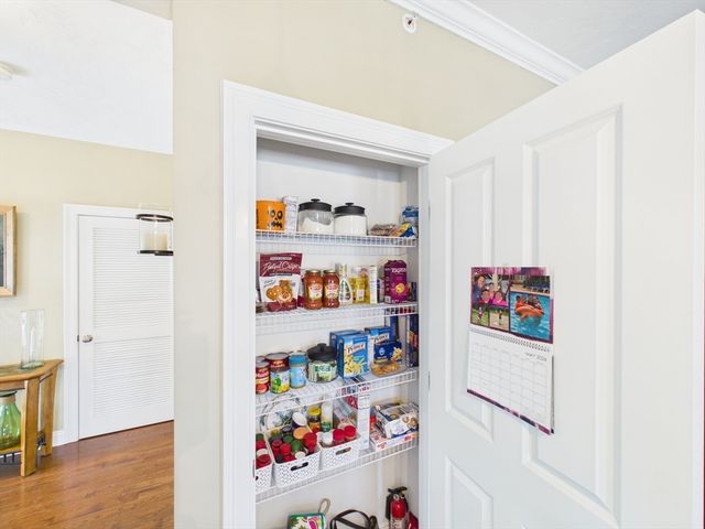 1429 Main Street 5E, Walpole, MA 02081