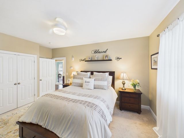 1429 Main Street 5E, Walpole, MA 02081