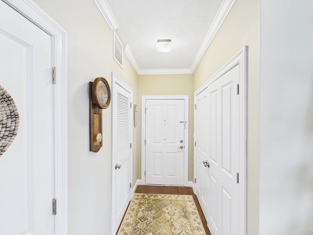 1429 Main Street 5E, Walpole, MA 02081