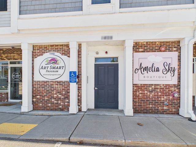 1429 Main Street 5E, Walpole, MA 02081