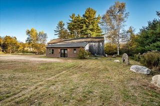 132 North Road, Deerfield, NH 03037