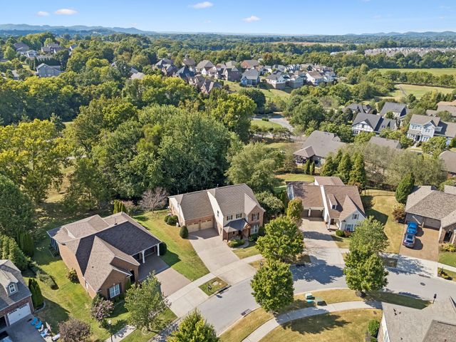 168 Fowler Cir, Franklin, TN 37064